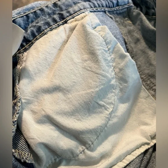 WE THE FREE Ziggy Blue Denim Women’s Overalls (size L) - Picture 8 of 15